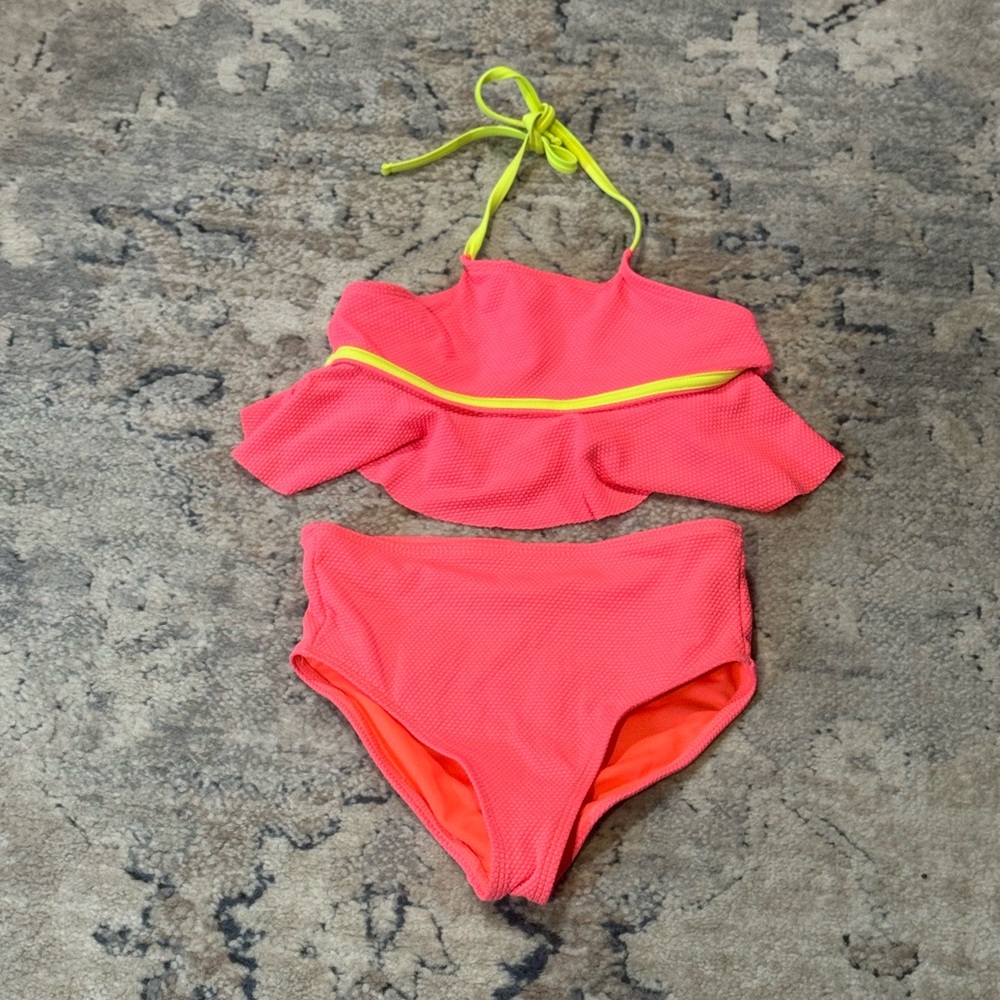 Girl’s 2 piece swim suit
